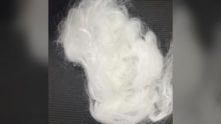 90D * 102 MM Imitatie Mohair Stapelvezel, Hoge Glans Volumineuze Vezel voor Winter Breigaren