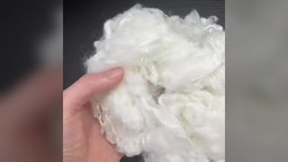 Gerecycleerde anorganische vlamvertragende vezel 4,44D×64mm Niet-halogeenveiligheid voor industrieel en textielgebruik