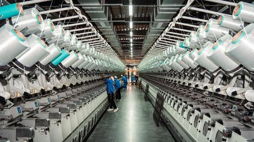 Het laatste nieuws van het bedrijf over Verschil tussen katoen en polyestervezels: een diepgaande professionele analyse