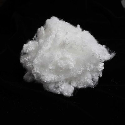 kopen Niet-siliconeerde polyester stapelvezels Wit 3D lichtgewicht microfiber online vervaardiging