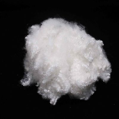 Goede prijs. Niet-siliconeerde geregenereerde geconjugeerde polyestervezels 64 mm holle vezels online