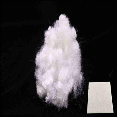 Goede prijs. 20D polyester stapelvezels voor niet-geweven stoffen synthetische chemische vezels online