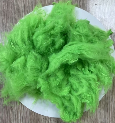 Goede prijs. Gerecyclede polyesterstapelvezel 1.5D 38mm Appelgroen online