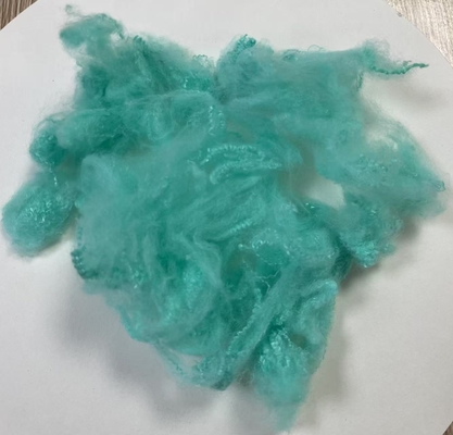 Goede prijs. OEKO-TEX gecertificeerde gerecyclede polyestervezel 2,5D 51mm Aqua online