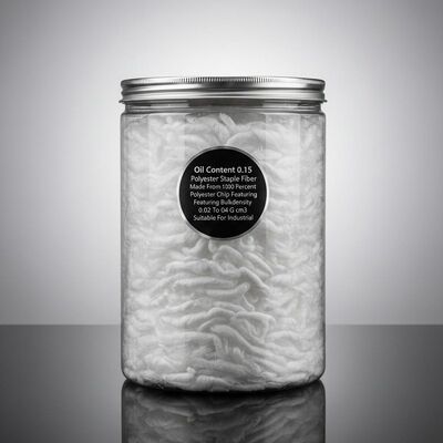 Kwaliteit 0.15% oliegehalte Polyester stapelvezel gemaakt van 100% polyesterchip hernieuwbaar en gerecycled met weinig vocht fabriek